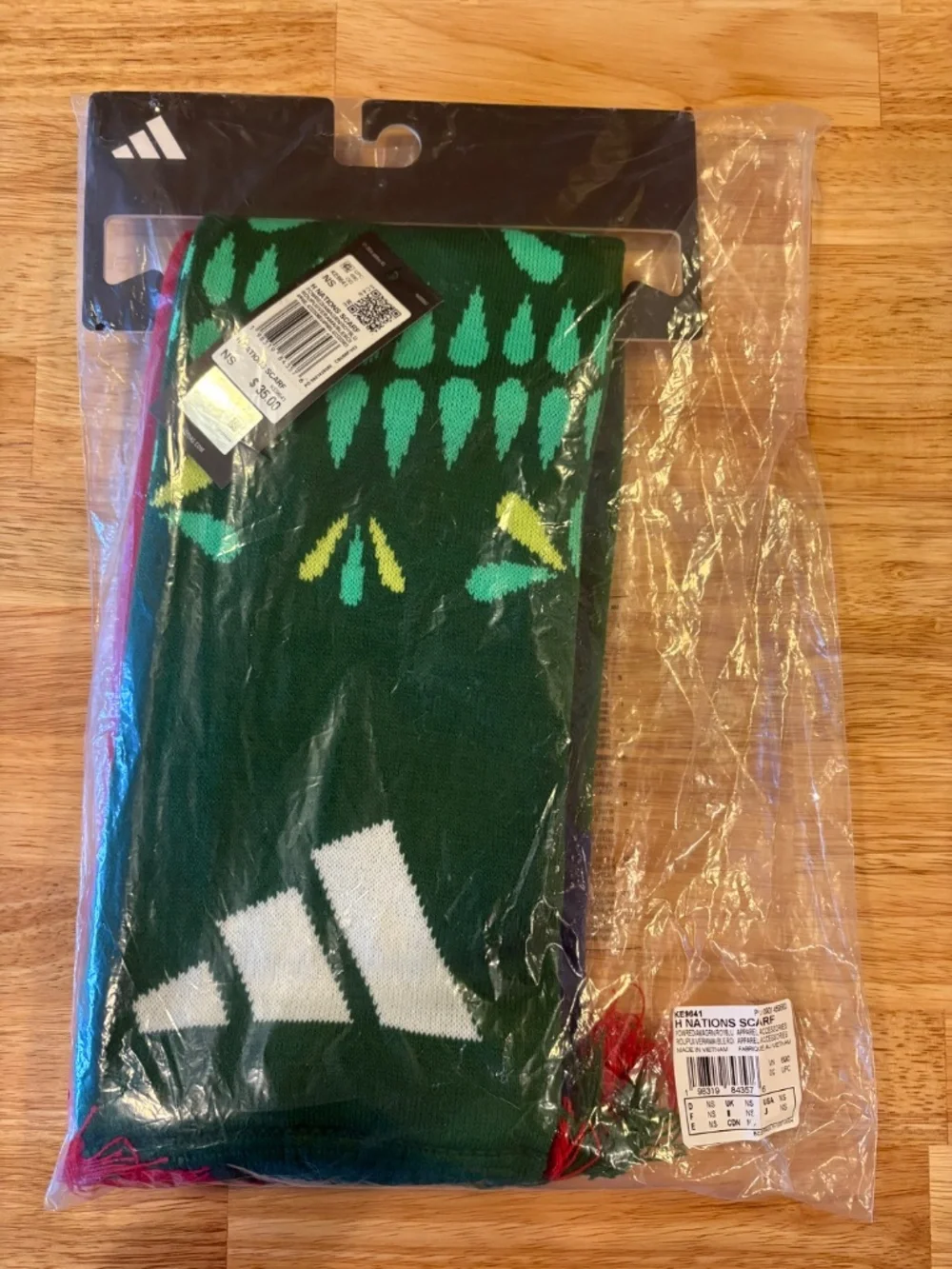 ADIDAS FIFA WORLD CUP 26 HOST NATIONS SCARF New Sealed